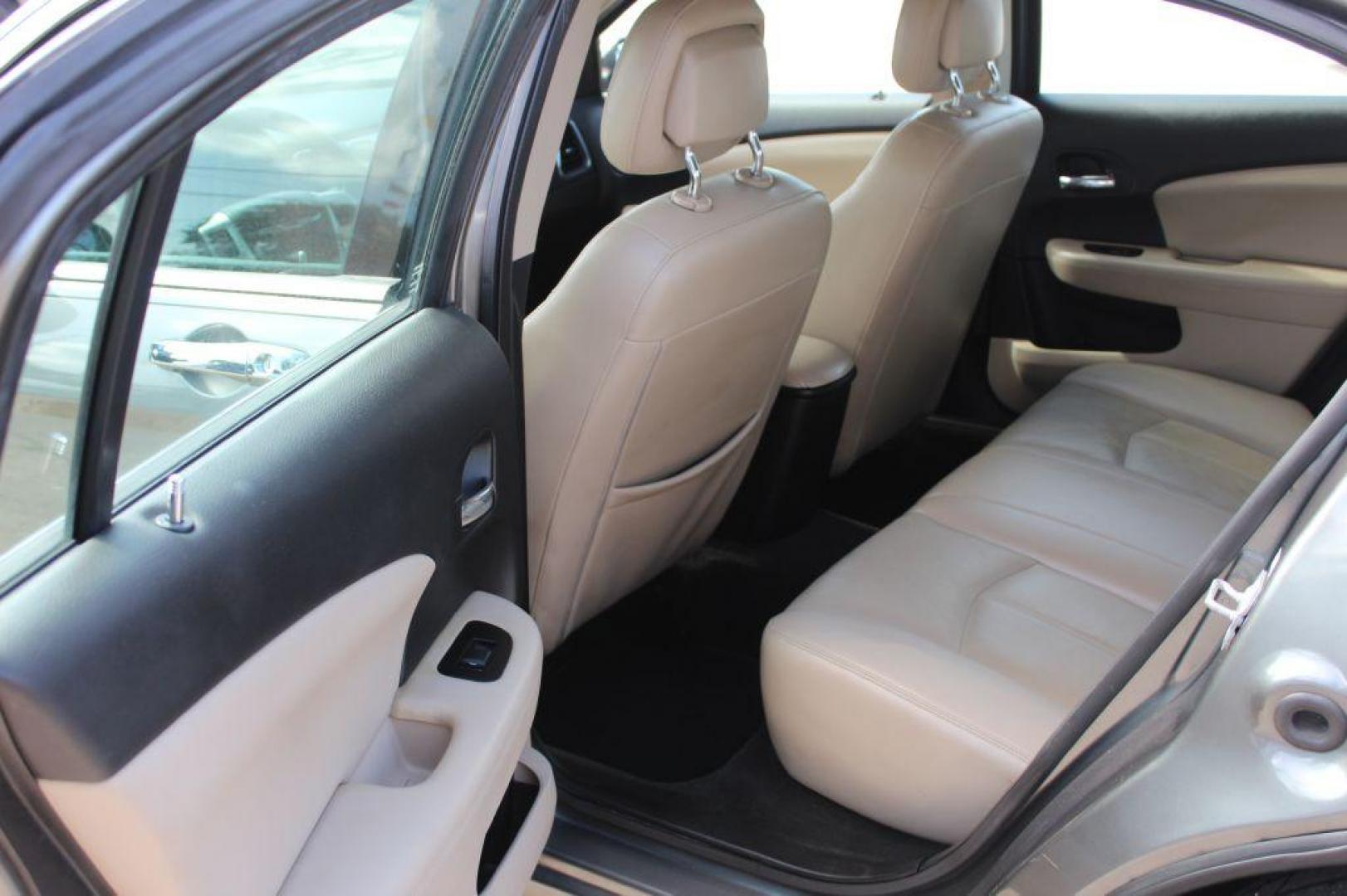 2012 SILVER CHRYSLER 200 LIMITED (1C3CCBCB7CN) with an 2.4L engine, Automatic transmission, located at 6921 40th St N, Pinellas Park, FL, 33781, (727) 366-8136, 27.834944, -82.687653 - Photo#11