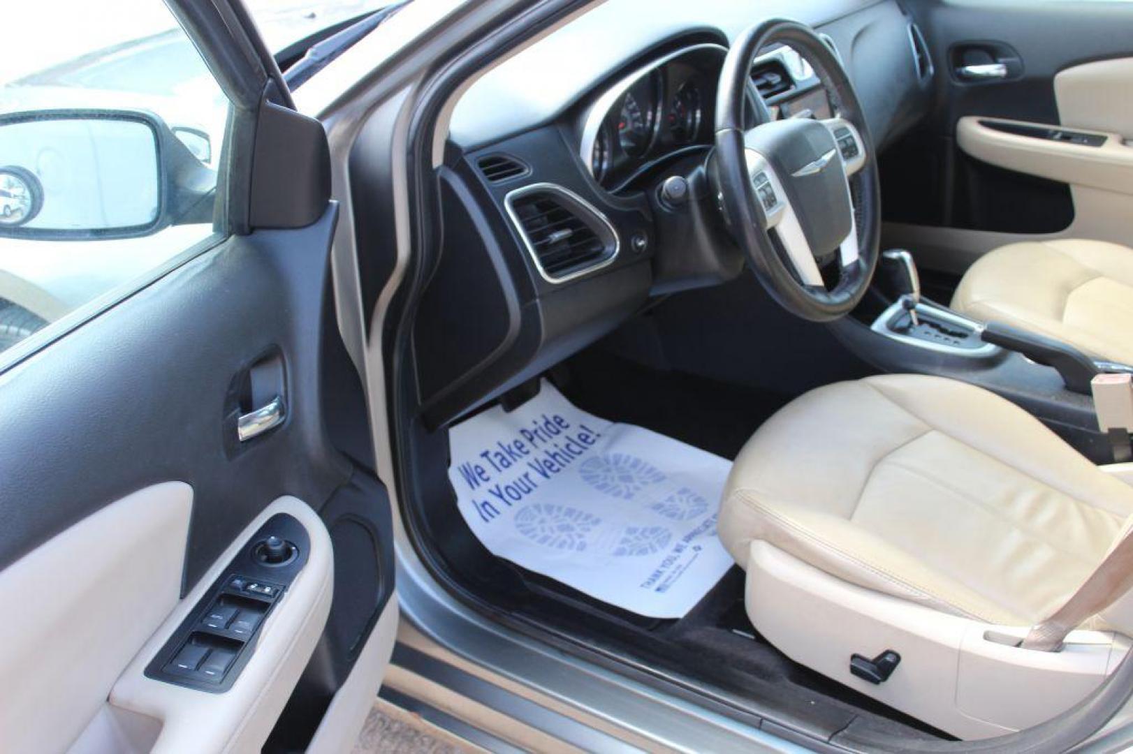 2012 SILVER CHRYSLER 200 LIMITED (1C3CCBCB7CN) with an 2.4L engine, Automatic transmission, located at 6921 40th St N, Pinellas Park, FL, 33781, (727) 366-8136, 27.834944, -82.687653 - Photo#8