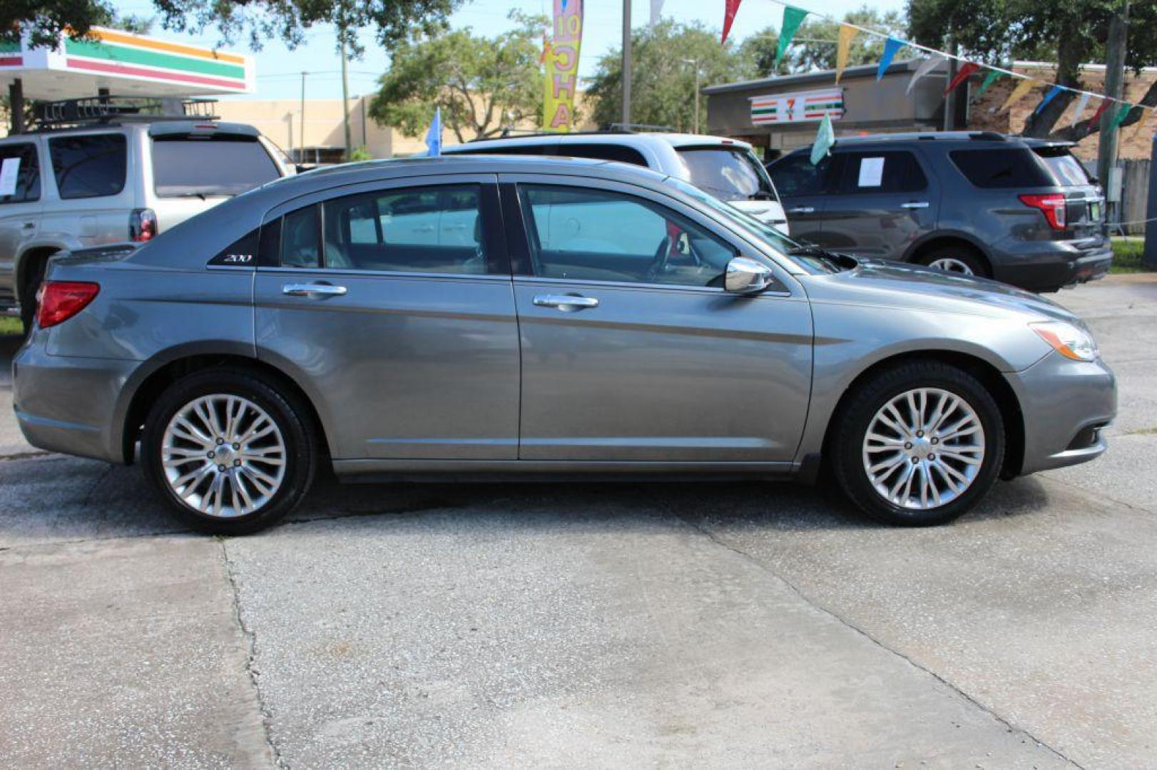 2012 SILVER CHRYSLER 200 LIMITED (1C3CCBCB7CN) with an 2.4L engine, Automatic transmission, located at 6921 40th St N, Pinellas Park, FL, 33781, (727) 366-8136, 27.834944, -82.687653 - Photo#5