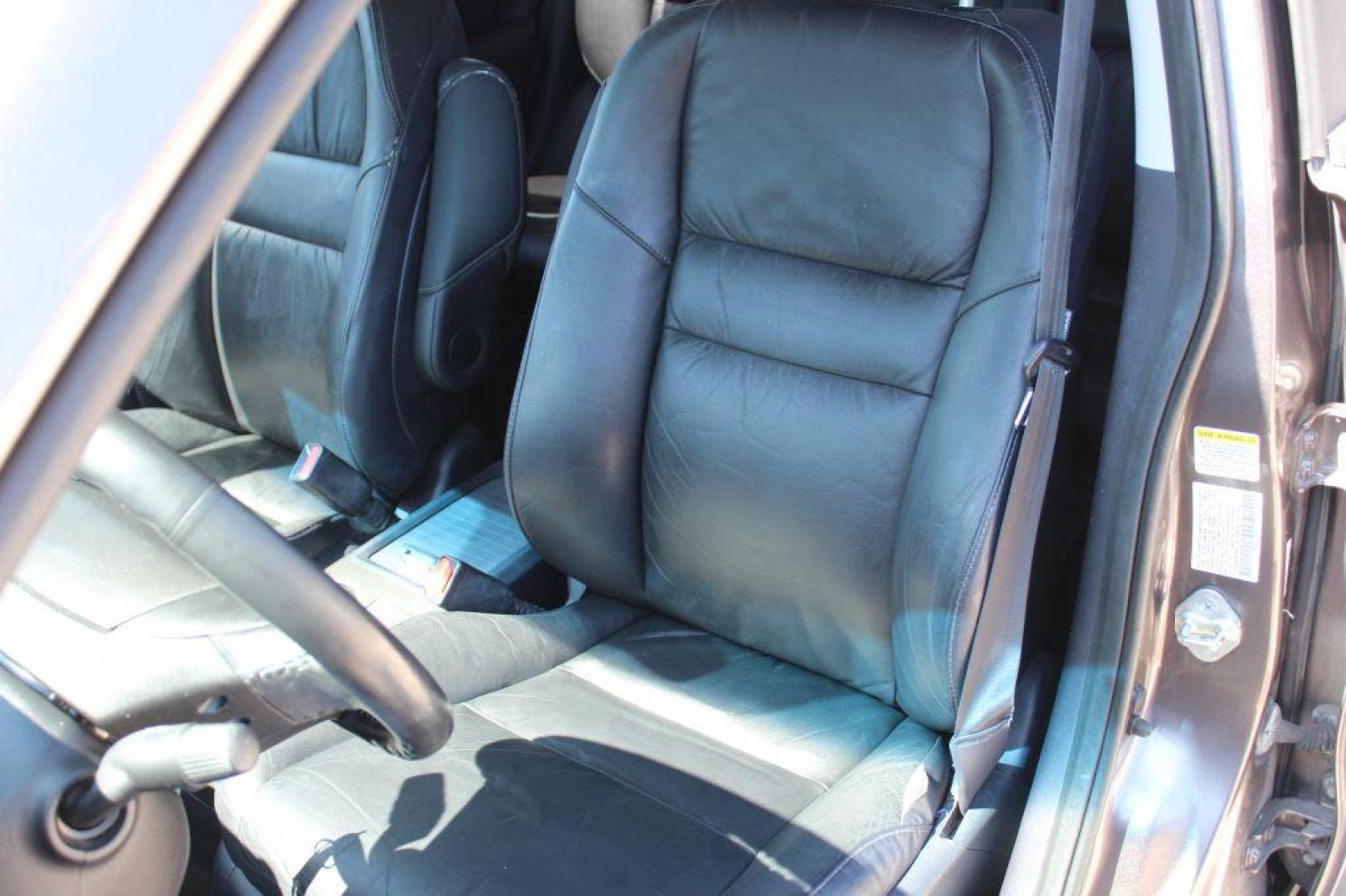 2010 GREY HONDA CR-V EXL (5J6RE3H71AL) with an 2.4L engine, Automatic transmission, located at 6921 40th St N, Pinellas Park, FL, 33781, (727) 366-8136, 27.834944, -82.687653 - 1-Owner CRV, EX-L model. Fully Loaded with Leather Interior, Ice Cold A/C, Automatic, Power options Extra Clean Inside and out, Fully Serviced and Ready to go Anywhere. *****100% TRANSPARENT PRICING ***** 125-Point Inspection Completed, Fully Serviced and Ready To Go! Family Owned and Oper - Photo#10