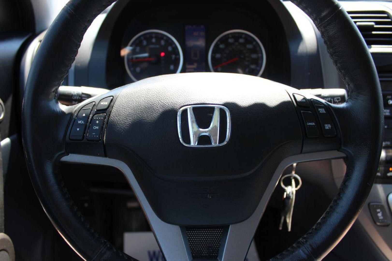 2010 GREY HONDA CR-V EXL (5J6RE3H71AL) with an 2.4L engine, Automatic transmission, located at 6921 40th St N, Pinellas Park, FL, 33781, (727) 366-8136, 27.834944, -82.687653 - 1-Owner CRV, EX-L model. Fully Loaded with Leather Interior, Ice Cold A/C, Automatic, Power options Extra Clean Inside and out, Fully Serviced and Ready to go Anywhere. *****100% TRANSPARENT PRICING ***** 125-Point Inspection Completed, Fully Serviced and Ready To Go! Family Owned and Oper - Photo#24