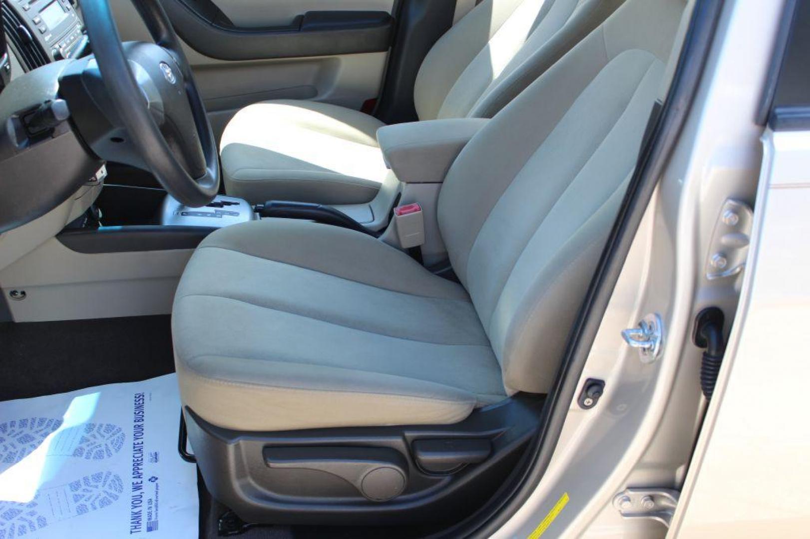2010 GOLD HYUNDAI ELANTRA GLS (KMHDU4AD8AU) with an 2.0L engine, Automatic transmission, located at 6921 40th St N, Pinellas Park, FL, 33781, (727) 366-8136, 27.834944, -82.687653 - Gorgeous Elantra, Extremely Clean inside and out with Super low miles. Just been Fully Serviced and inspected. Brand New Tires Installed, New Brakes, Fresh Oil and Filter Change. This Vehicle is reliable and will take you anywhere in style and comfort. Would make a Great Student Car, Commuter GAS - Photo#10