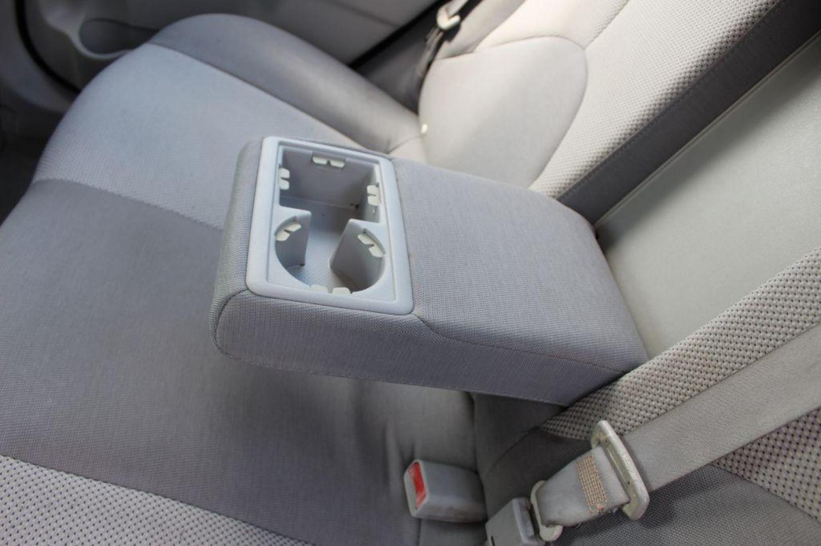 2007 SILVER HYUNDAI ACCENT GLS (KMHCN46C57U) with an 1.6L engine, Automatic transmission, located at 6921 40th St N, Pinellas Park, FL, 33781, (727) 366-8136, 27.834944, -82.687653 - Photo#14