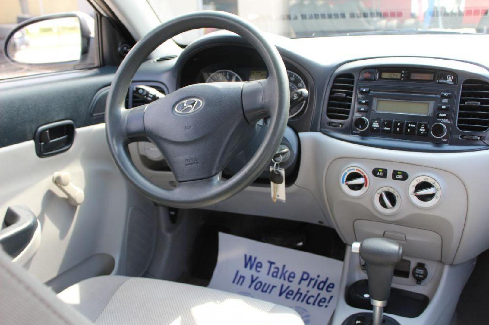 2007 SILVER HYUNDAI ACCENT GLS (KMHCN46C57U) with an 1.6L engine, Automatic transmission, located at 6921 40th St N, Pinellas Park, FL, 33781, (727) 366-8136, 27.834944, -82.687653 - Photo#19