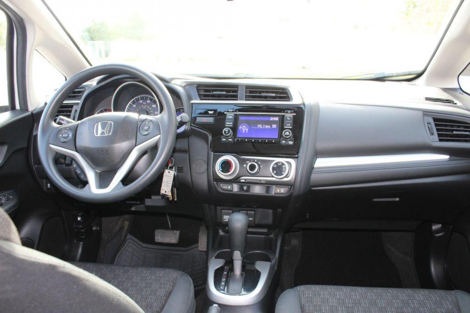 2017 WHITE HONDA FIT LX (JHMGK5H5XHS) with an 1.5L engine, Continuously Variable transmission, located at 6921 40th St N, Pinellas Park, FL, 33781, (727) 366-8136, 27.834944, -82.687653 - Photo#18