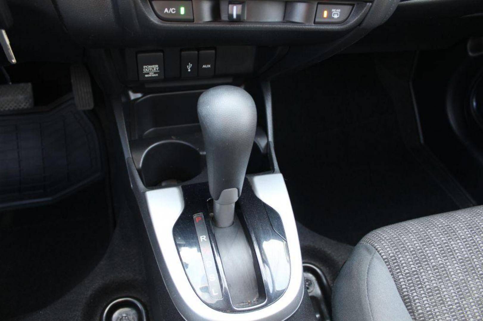 2017 WHITE HONDA FIT LX (JHMGK5H5XHS) with an 1.5L engine, Continuously Variable transmission, located at 6921 40th St N, Pinellas Park, FL, 33781, (727) 366-8136, 27.834944, -82.687653 - Photo#26