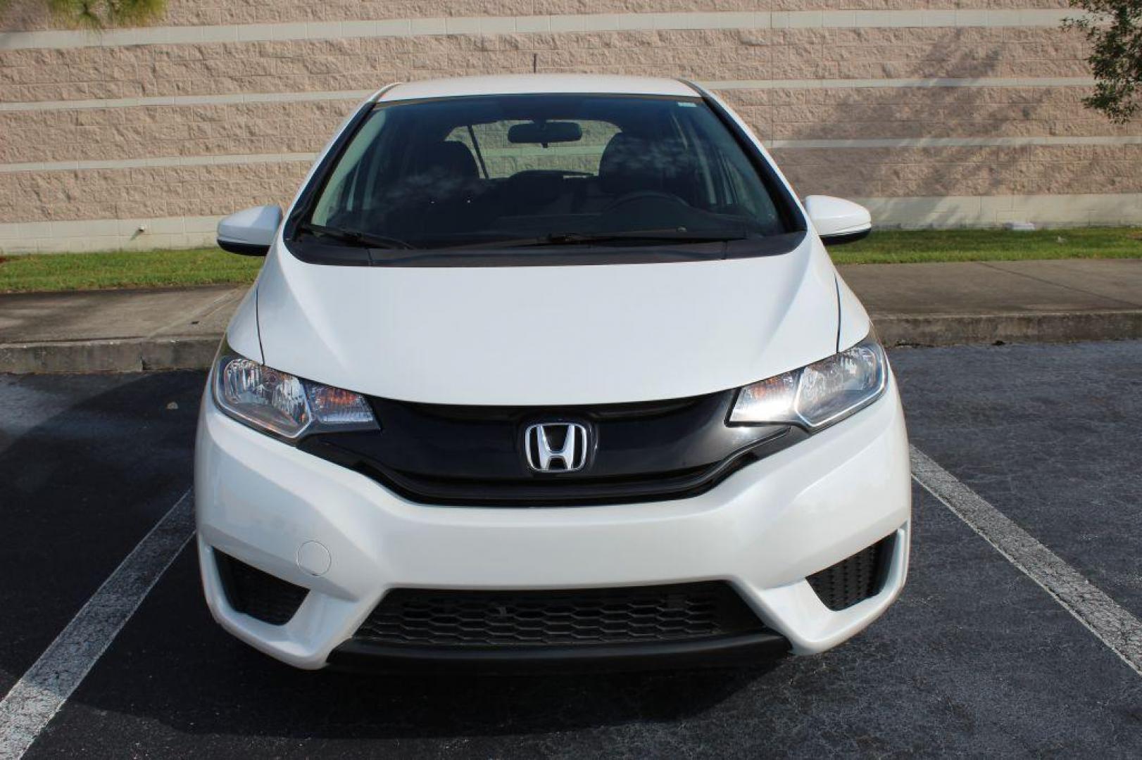 2017 WHITE HONDA FIT LX (JHMGK5H5XHS) with an 1.5L engine, Continuously Variable transmission, located at 6921 40th St N, Pinellas Park, FL, 33781, (727) 366-8136, 27.834944, -82.687653 - Photo#7