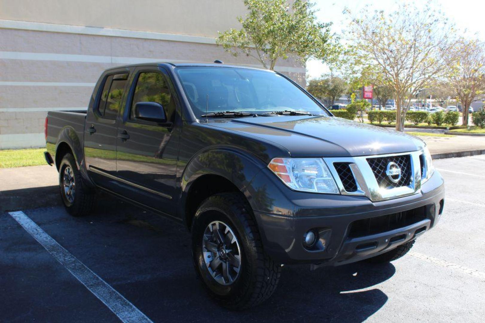 2015 GREY NISSAN FRONTIER Desert Runner (1N6AD0ER0FN) with an 4.0L engine, Automatic transmission, located at 6921 40th St N, Pinellas Park, FL, 33781, (727) 366-8136, 27.834944, -82.687653 - Photo#2