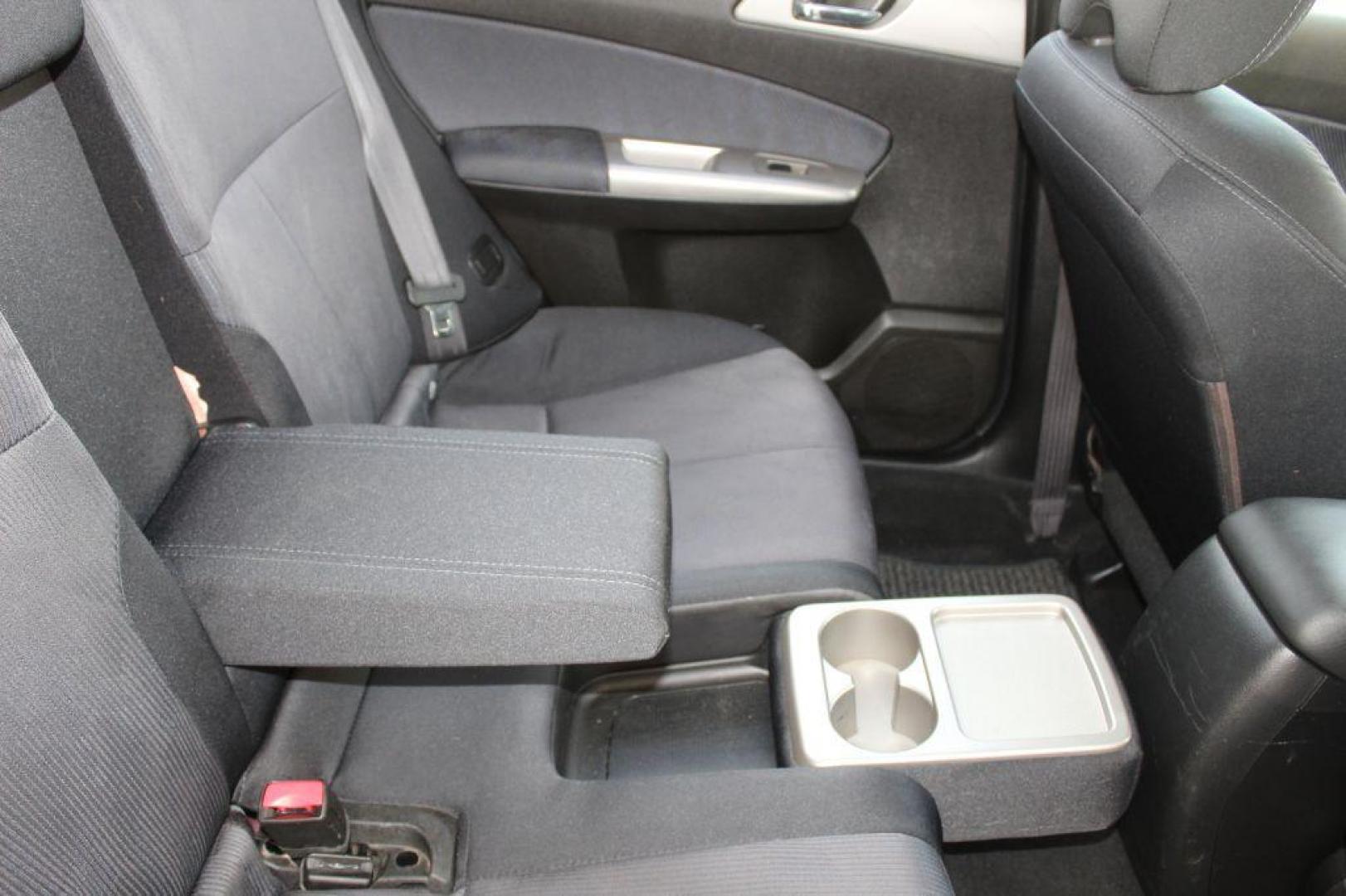 2009 RED SUBARU FORESTER 2.5X PREMIUM (JF2SH63609H) with an 2.5L engine, Automatic transmission, located at 6921 40th St N, Pinellas Park, FL, 33781, (727) 366-8136, 27.834944, -82.687653 - Photo#23
