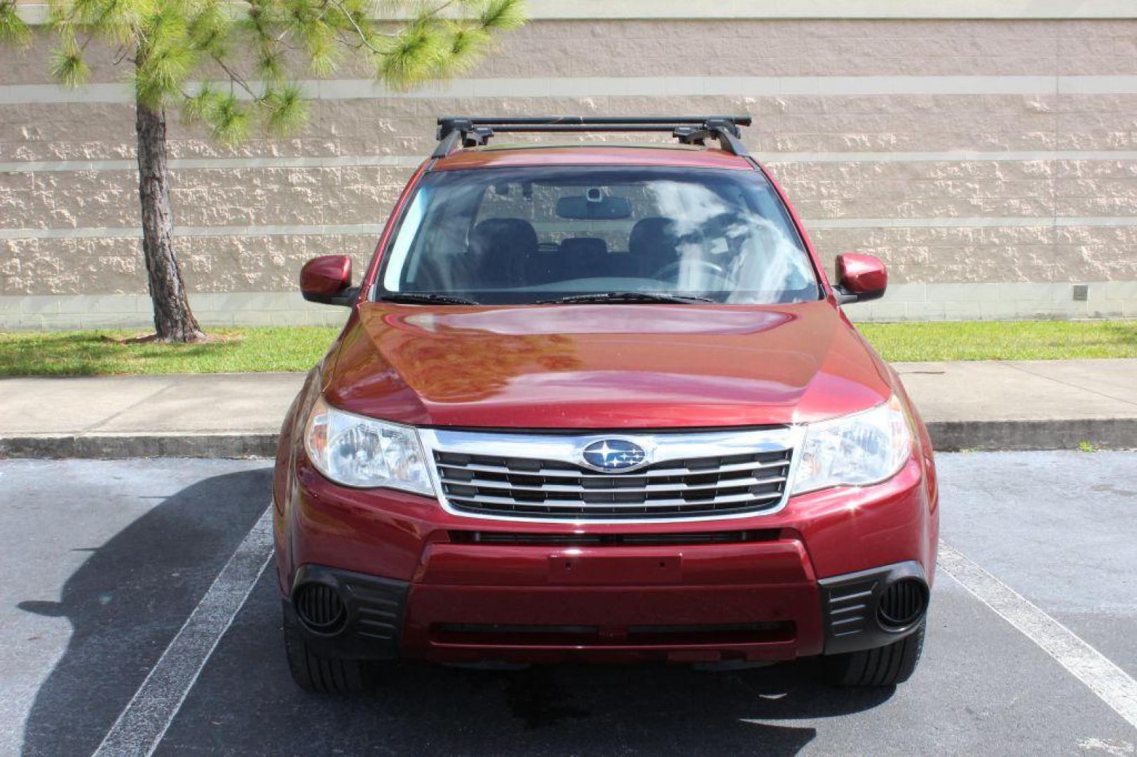 2009 RED SUBARU FORESTER 2.5X PREMIUM (JF2SH63609H) with an 2.5L engine, Automatic transmission, located at 6921 40th St N, Pinellas Park, FL, 33781, (727) 366-8136, 27.834944, -82.687653 - Photo#7