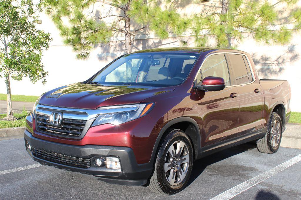 photo of 2017 HONDA RIDGELINE 4DR