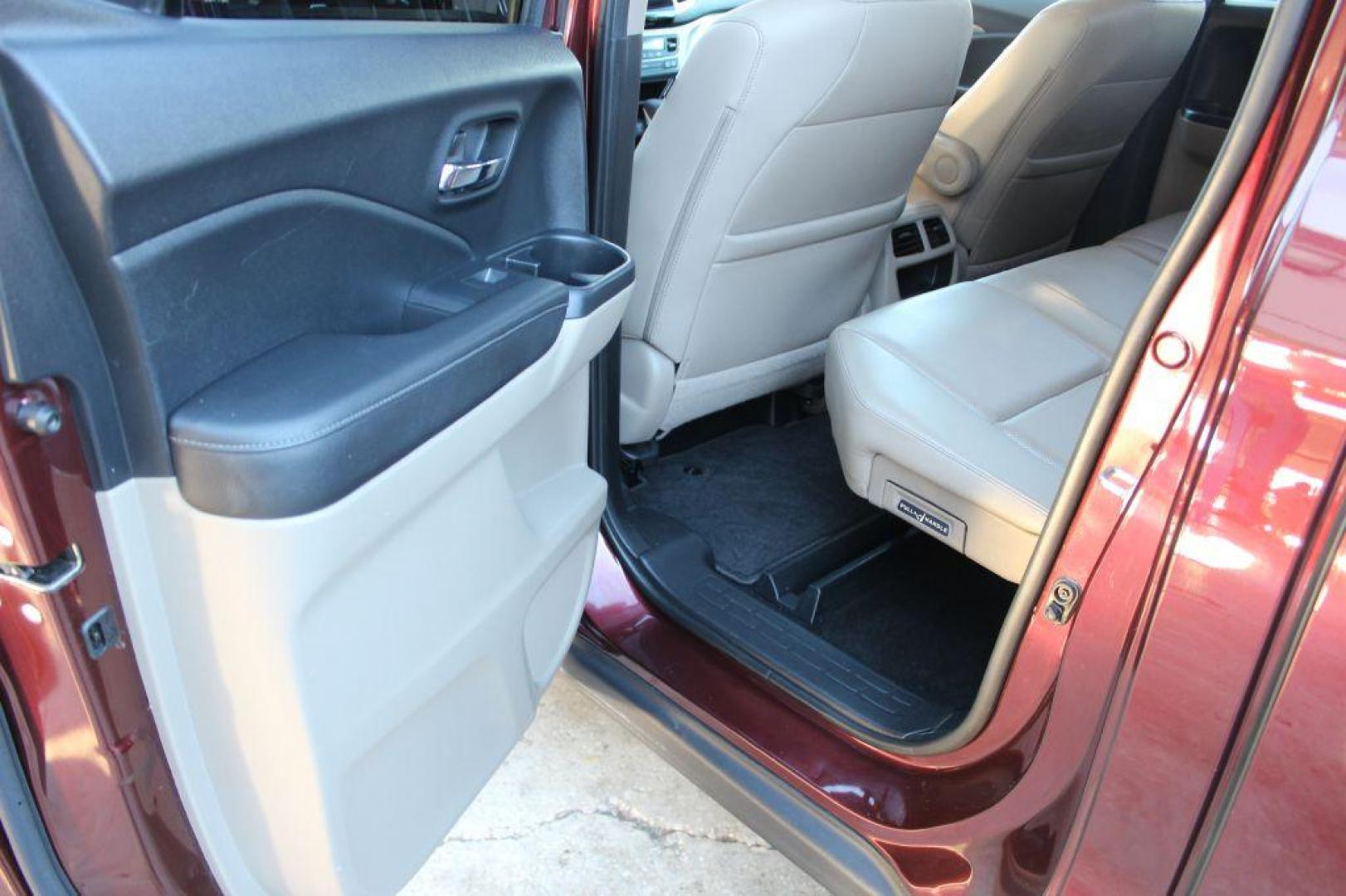 2017 MAROON HONDA RIDGELINE RTL (5FPYK3F63HB) with an 3.5L engine, Automatic transmission, located at 6921 40th St N, Pinellas Park, FL, 33781, (727) 366-8136, 27.834944, -82.687653 - Photo#33