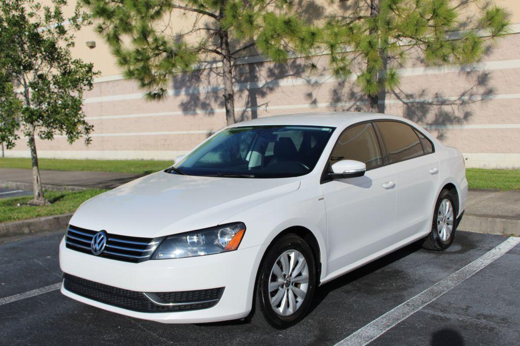 photo of 2015 VOLKSWAGEN PASSAT 4DR