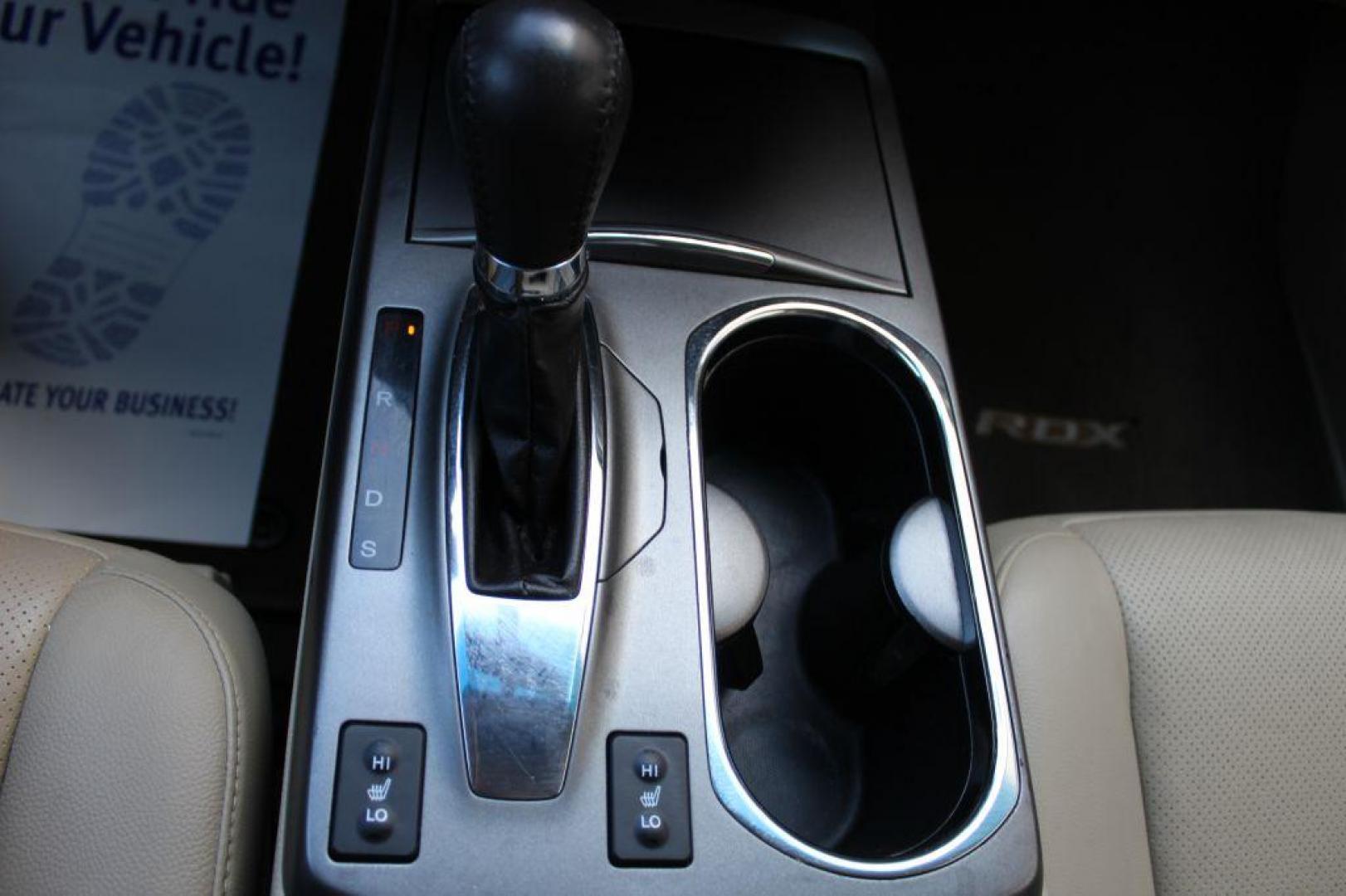 2013 WHITE ACURA RDX TECHNOLOGY (5J8TB3H52DL) with an 3.5L engine, Automatic transmission, located at 6921 40th St N, Pinellas Park, FL, 33781, (727) 366-8136, 27.834944, -82.687653 - Photo#35