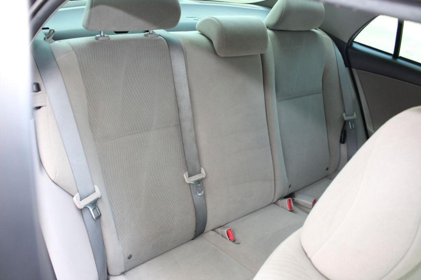 2012 GREY TOYOTA COROLLA LE (2T1BU4EE2CC) with an 1.8L engine, Automatic transmission, located at 6921 40th St N, Pinellas Park, FL, 33781, (727) 366-8136, 27.834944, -82.687653 - Photo#21