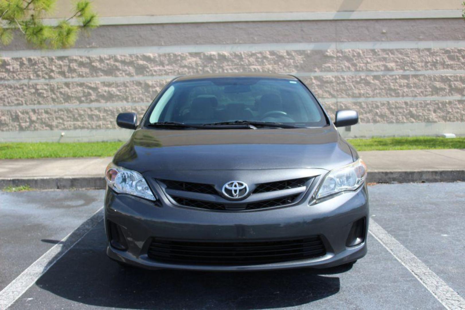 2012 GREY TOYOTA COROLLA LE (2T1BU4EE2CC) with an 1.8L engine, Automatic transmission, located at 6921 40th St N, Pinellas Park, FL, 33781, (727) 366-8136, 27.834944, -82.687653 - Photo#7