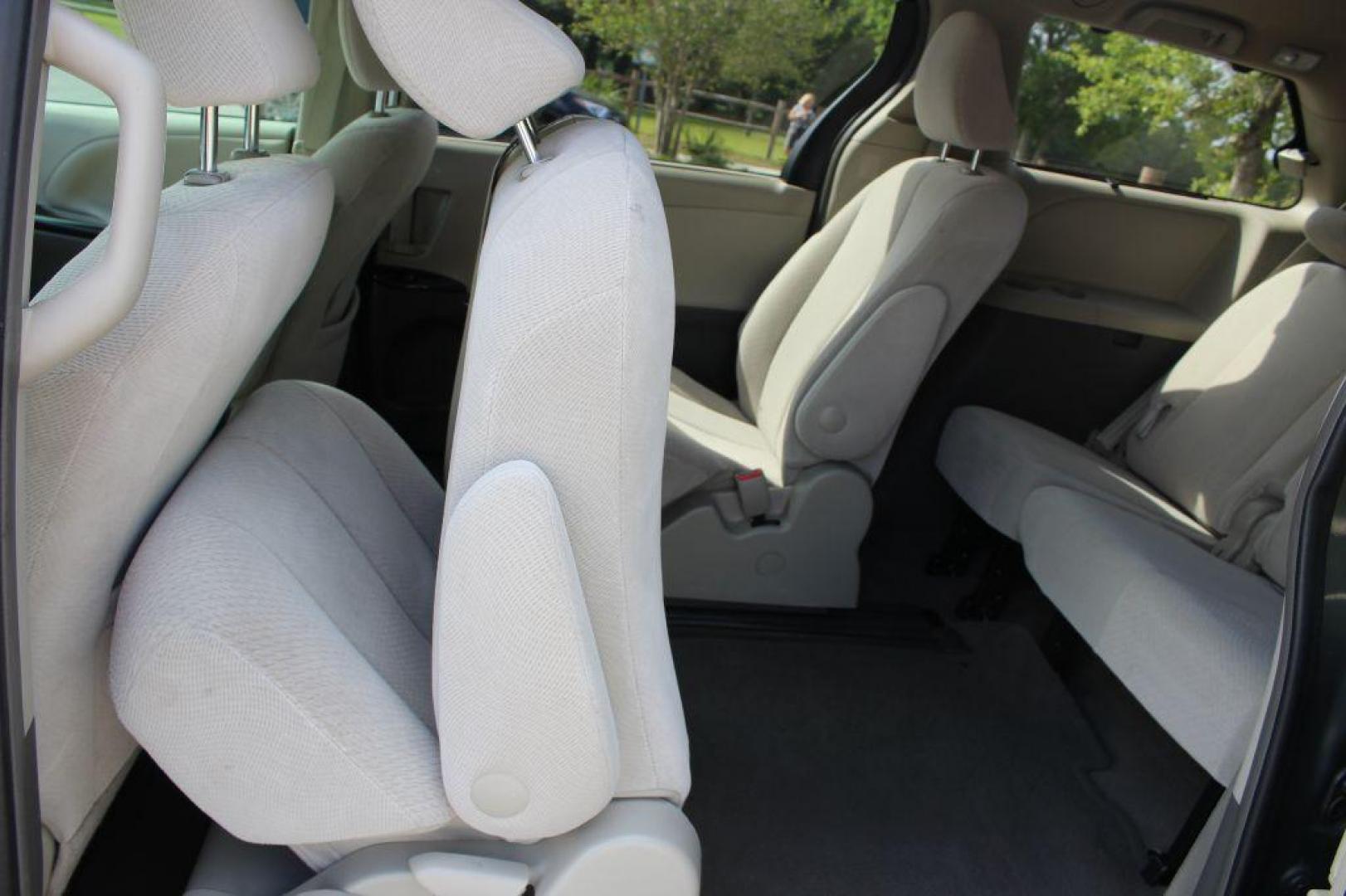 2013 GRAY TOYOTA SIENNA LE (5TDKK3DC3DS) with an 3.5L engine, Automatic transmission, located at 6921 40th St N, Pinellas Park, FL, 33781, (727) 366-8136, 27.834944, -82.687653 - Photo#15
