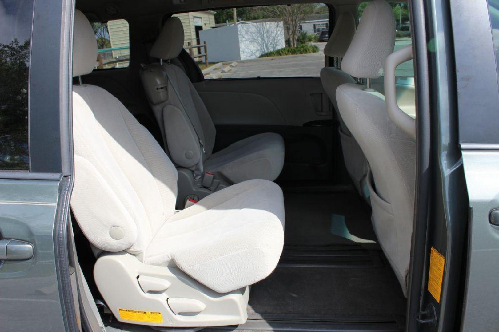 2013 GRAY TOYOTA SIENNA LE (5TDKK3DC3DS) with an 3.5L engine, Automatic transmission, located at 6921 40th St N, Pinellas Park, FL, 33781, (727) 366-8136, 27.834944, -82.687653 - Photo#21