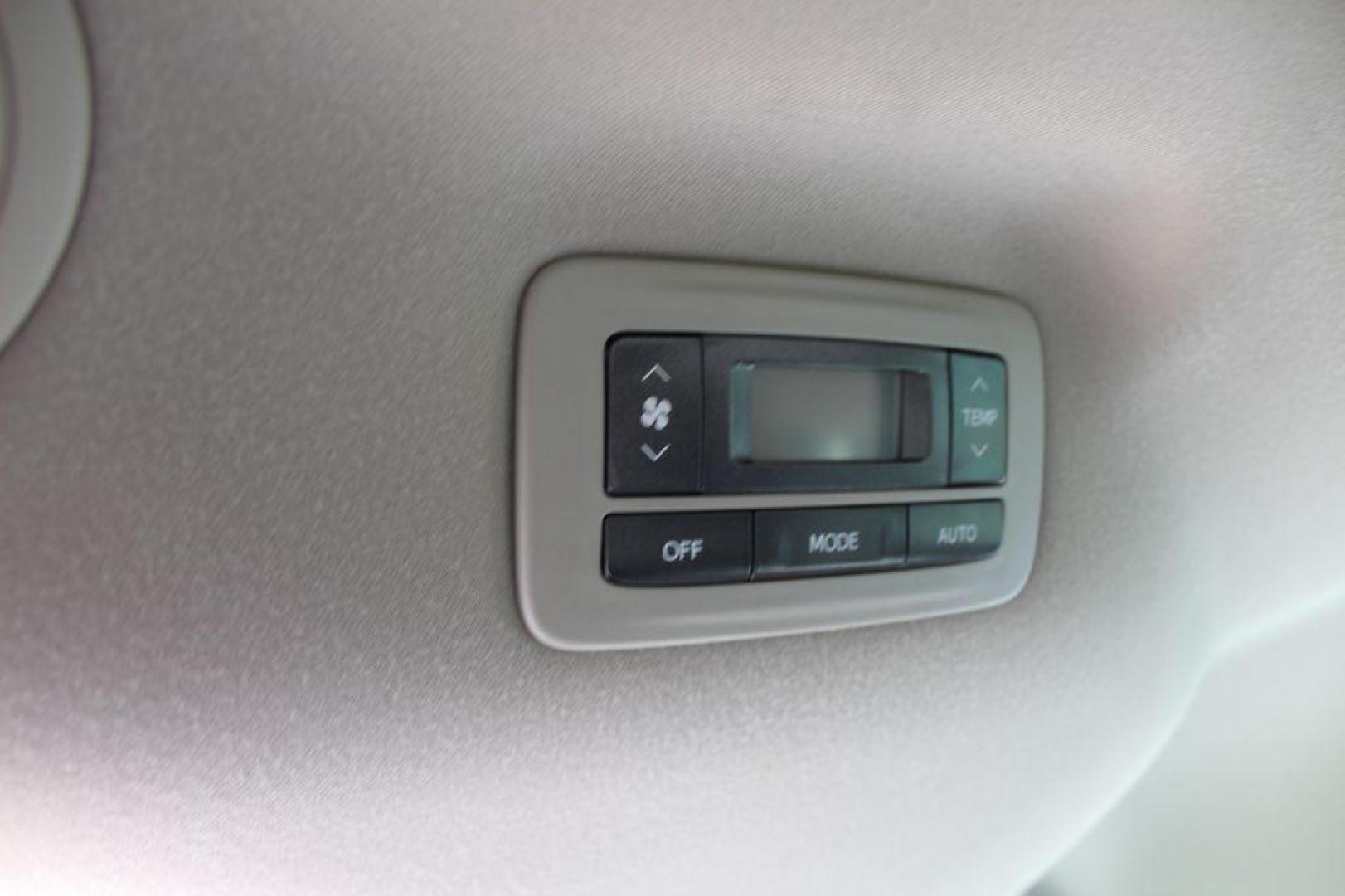2013 GRAY TOYOTA SIENNA LE (5TDKK3DC3DS) with an 3.5L engine, Automatic transmission, located at 6921 40th St N, Pinellas Park, FL, 33781, (727) 366-8136, 27.834944, -82.687653 - Photo#28