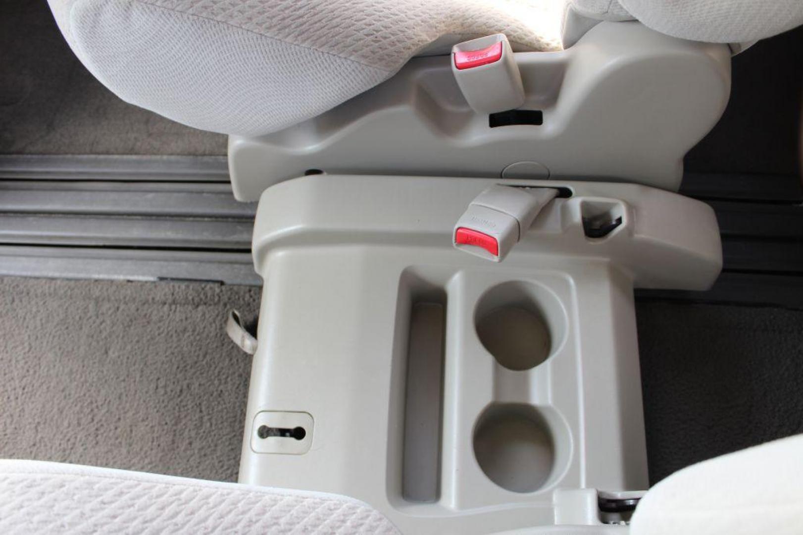 2013 GRAY TOYOTA SIENNA LE (5TDKK3DC3DS) with an 3.5L engine, Automatic transmission, located at 6921 40th St N, Pinellas Park, FL, 33781, (727) 366-8136, 27.834944, -82.687653 - Photo#29