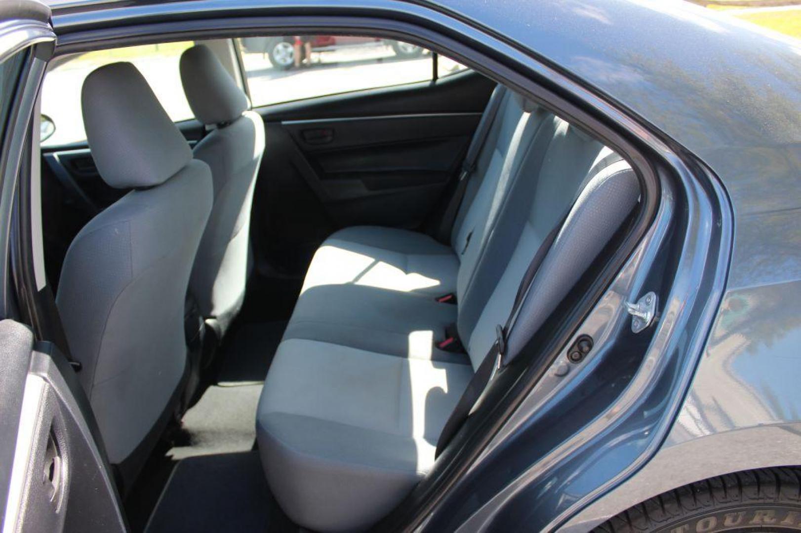 2014 GRAY TOYOTA COROLLA L (2T1BURHE5EC) with an 1.8L engine, Automatic transmission, located at 6921 40th St N, Pinellas Park, FL, 33781, (727) 366-8136, 27.834944, -82.687653 - Photo#15