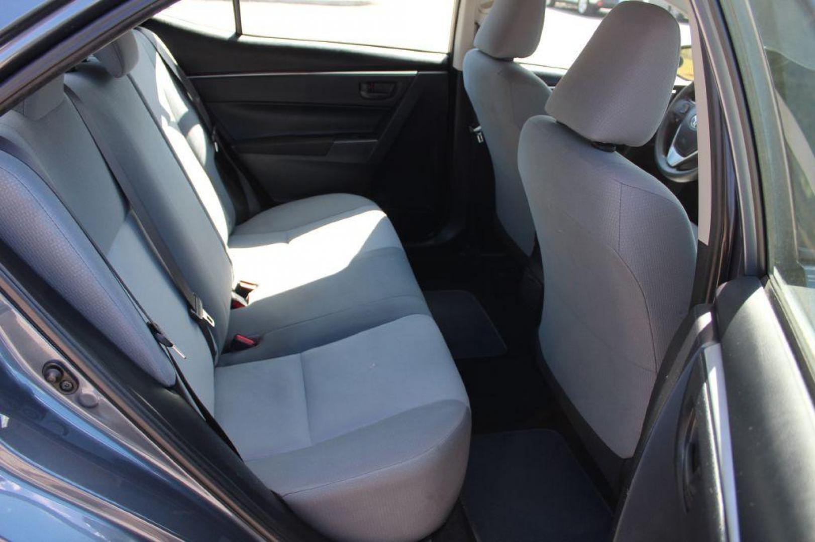 2014 GRAY TOYOTA COROLLA L (2T1BURHE5EC) with an 1.8L engine, Automatic transmission, located at 6921 40th St N, Pinellas Park, FL, 33781, (727) 366-8136, 27.834944, -82.687653 - Photo#19
